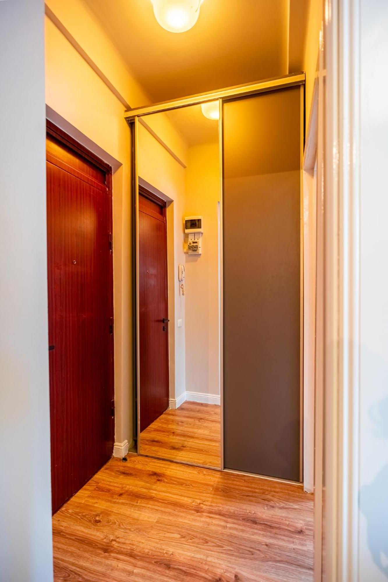 Cozy Near Calea Victoriei * Bucureşti