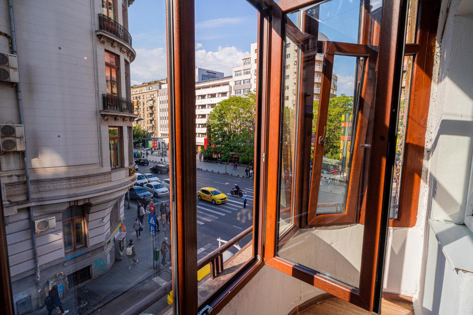 Cozy Near Calea Victoriei * Bucureşti